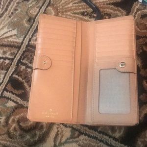 kate spade Bags - Kate Spade Wallet kate spade Bags - Kate Spade Wallet